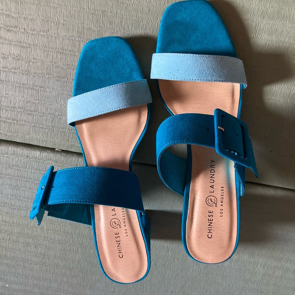 Chinese Laundry color block heel, size 10.